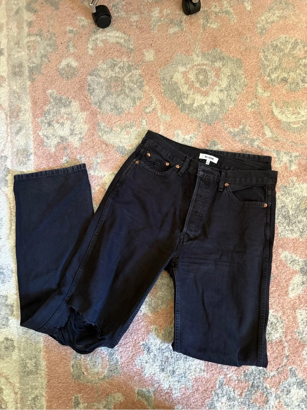 Re/Done High Rise Loose Jeans Washed Black with Rips - Picture 5 of 8